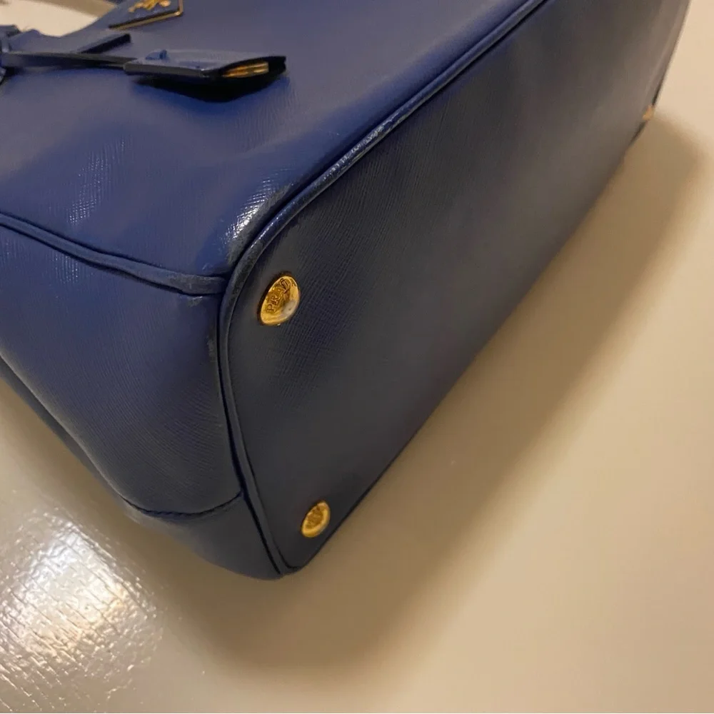 Prada Safiano - Picture 5 of 11